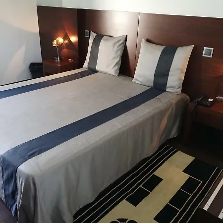 Hotel Portas De Santa Rita 4*