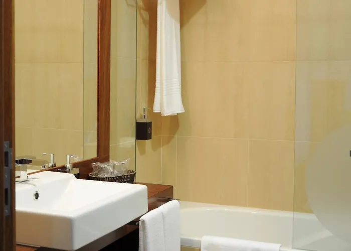 Hotel Portas De Santa Rita